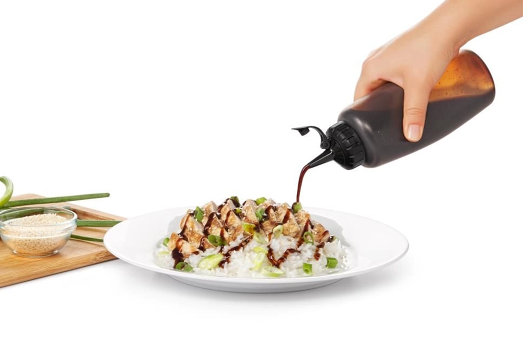 OXO Doseerfles middel met afsluitklepje spuitfles website SKU 11219300