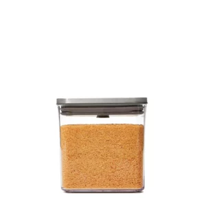 OXO Voorraadbus POP SteeL groot vierkant laag 2,6 liter gevuld SKU 3118300
